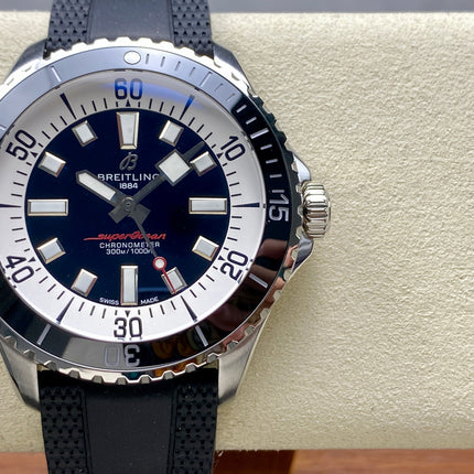 SUPEROCEAN AUTOMATIC 44 STEEL CASE BLACK RUBBER STRAP