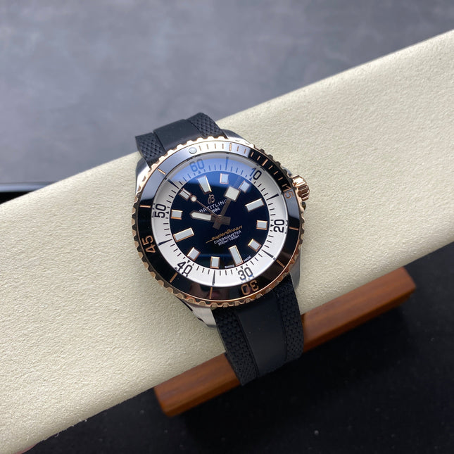 SUPEROCEAN AUTOMATIC 44 STEEL AND RED GOLD CASE WHITE MIX BLACK DIAL