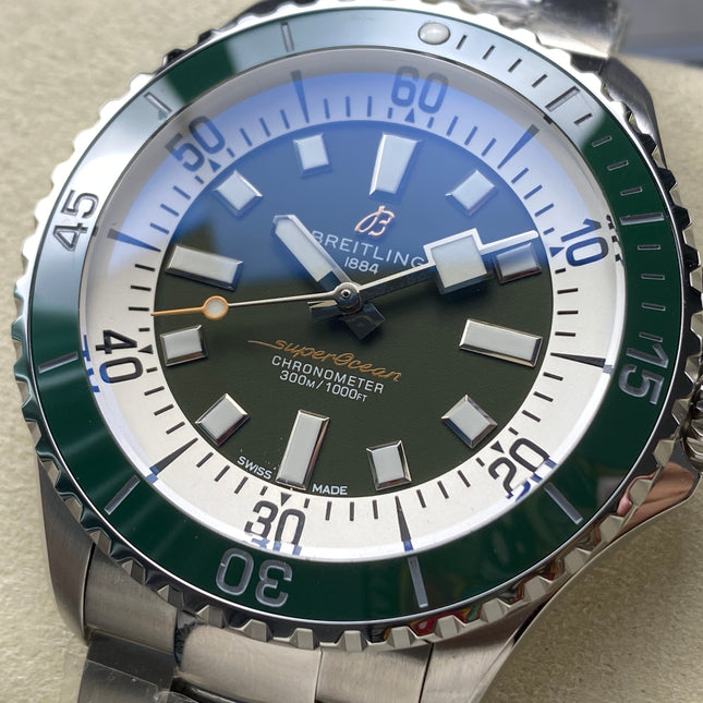 SUPEROCEAN AUTOMATIC 44 STEEL CASE GREEN CERAMIC BEZEL