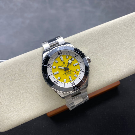 SUPEROCEAN AUTOMATIC 44 BLACK CERAMIC BEZEL YELLOW AND WHITE DIAL
