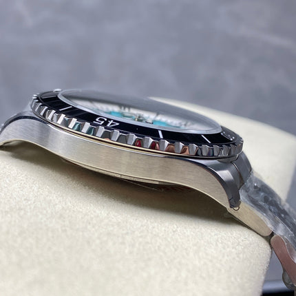 SUPEROCEAN AUTOMATIC 44 BLACK CERAMIC BEZEL BLUE CHILL AND WHITE DIAL