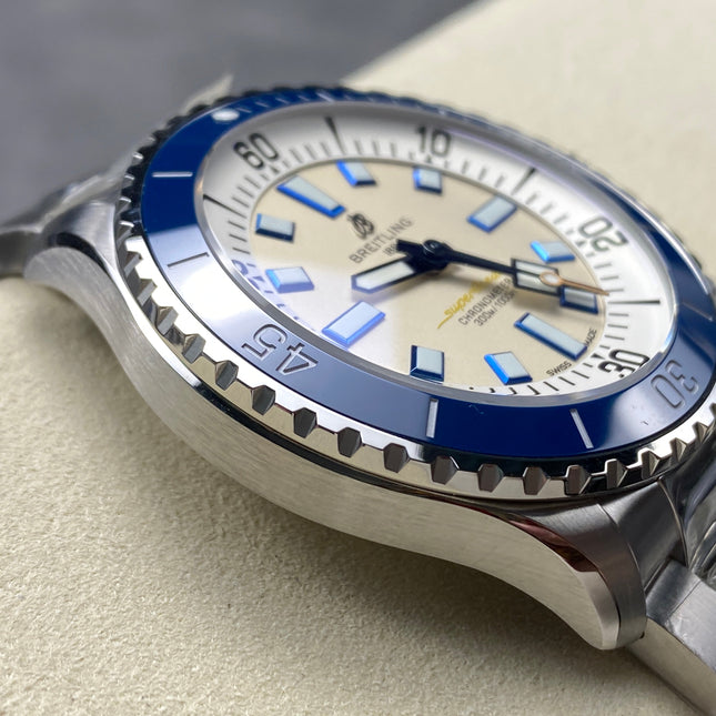 SUPEROCEAN AUTOMATIC 44 STEEL CASE NAVY BLUE CERAMIC BEZEL