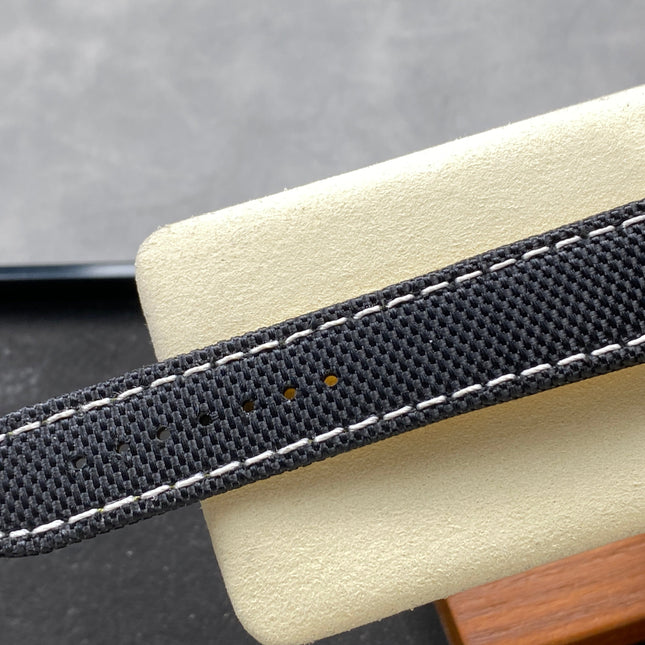 AVENGER CHRONOGRAPH STEEL CASE BLACK NYLON STRAP