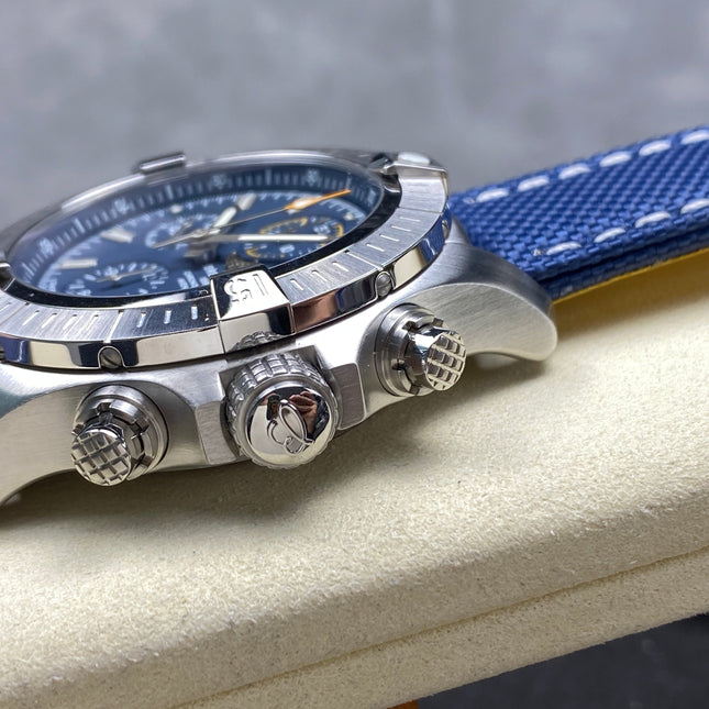 AVENGER CHRONOGRAPH STEEL CASE NAVY BLUE NYLON STRAP
