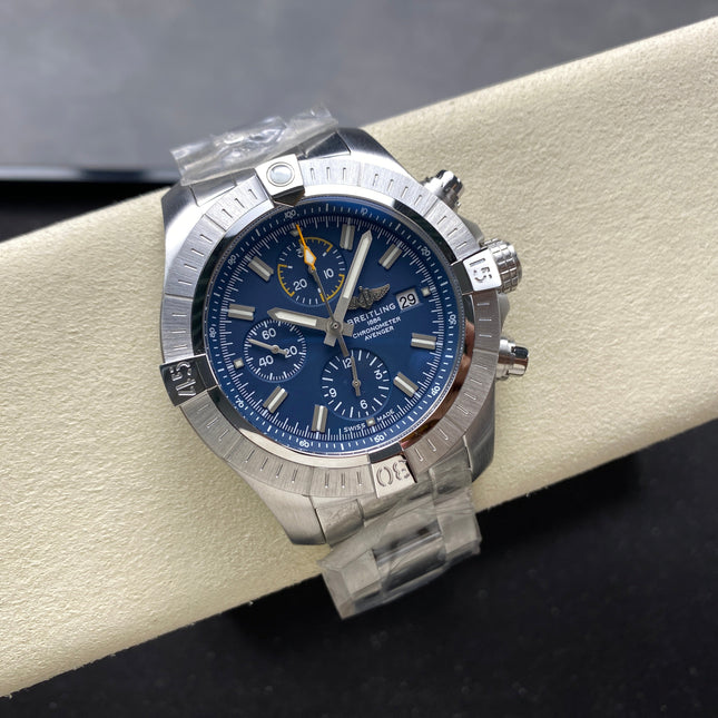 AVENGER CHRONOGRAPH STEEL CASE NAVY BLUE DIAL