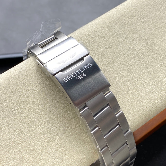 AVENGER CHRONOGRAPH STEEL CASE NAVY BLUE DIAL