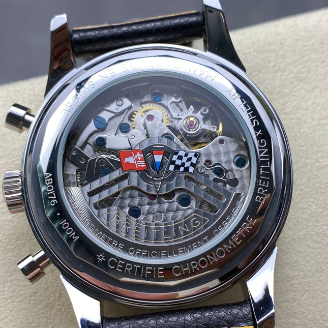 TOP TIME B01 CHEVROLET CORVETTE STEEL CASE RED MIX BLACK DIAL