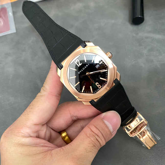 OCTO 41 ROSE GOLD CASE BLACK CROCODILE LEATHER STRAP