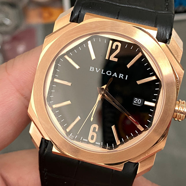OCTO 41 ROSE GOLD CASE BLACK CROCODILE LEATHER STRAP