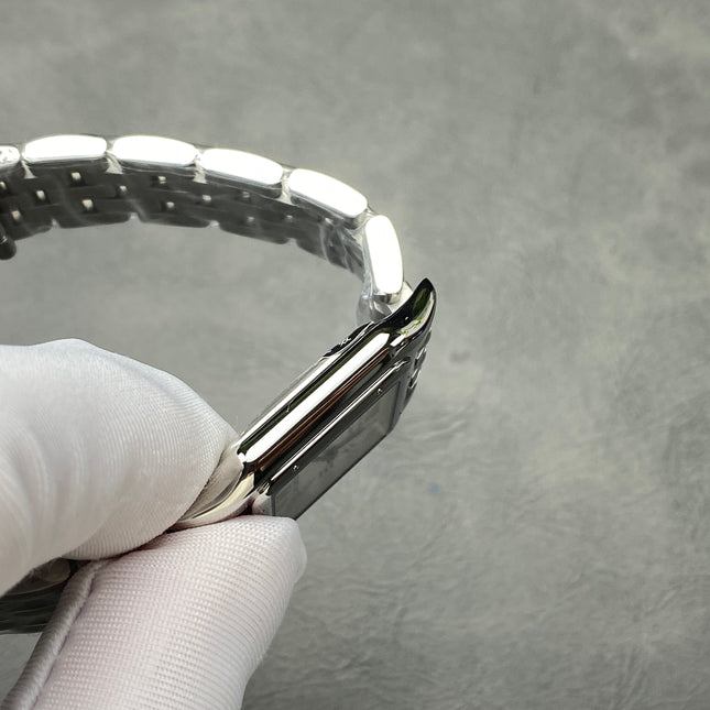 PANTHÈRE MINI MODEL DE CARTIER WATCH SILVER CASE