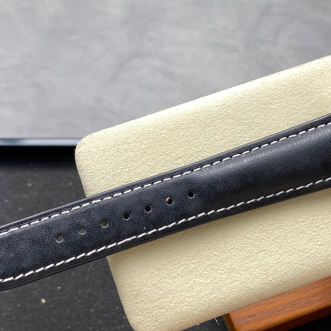 AVIATOR 8 AUTOMATIC STEEL CASE BLUE DIAL BLACK CALFSKIN STRAP