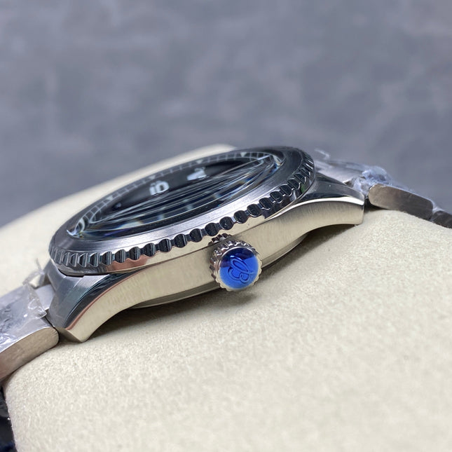 AVIATOR 8 AUTOMATIC ALL STEEL BLACK DIAL