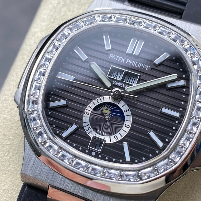 NAUTILUS STEEL ATTACHED DIAMOND BEZEL BLACK RUBBER STRAP