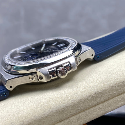 NAUTILUS STEEL ATTACHED DIAMOND BEZEL BLUE RUBBER STRAP