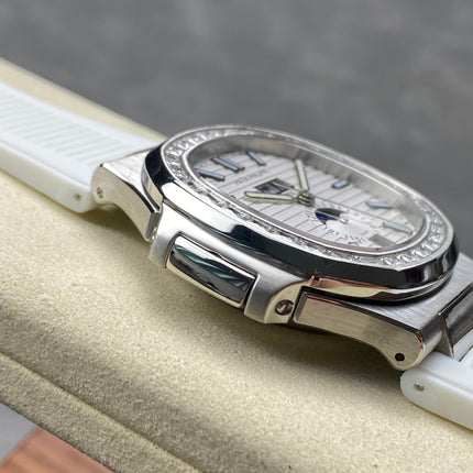 NAUTILUS STEEL ATTACHED DIAMOND BEZEL WHITE RUBBER STRAP