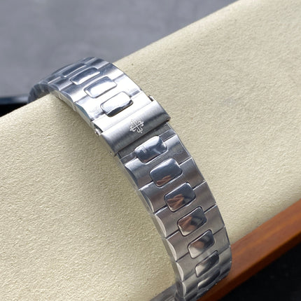 NAUTILUS STEEL ATTACHED DIAMOND BEZEL DARK BLUE DIAL