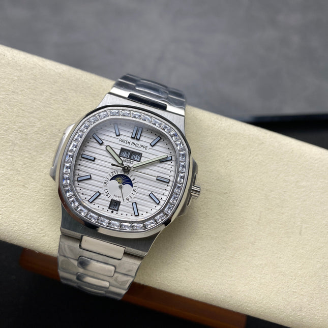 NAUTILUS STEEL ATTACHED DIAMOND BEZEL WHITE DIAL