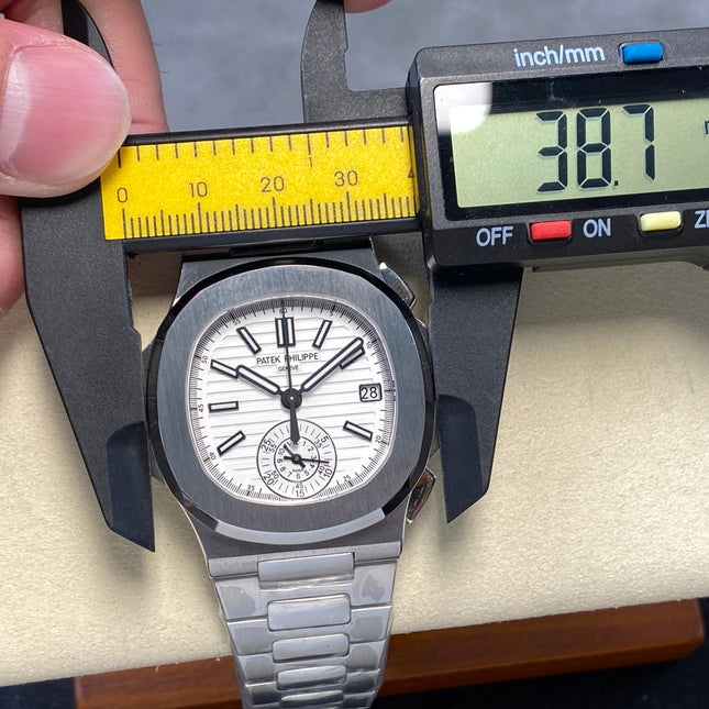NAUTILUS ALL STEEL WHITE DIAL