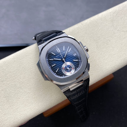 NAUTILUS STEEL CASE BLUE SUNBURST DIAL