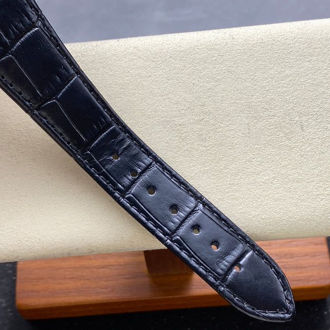 NAUTILUS STEEL CASE BLUE SUNBURST DIAL