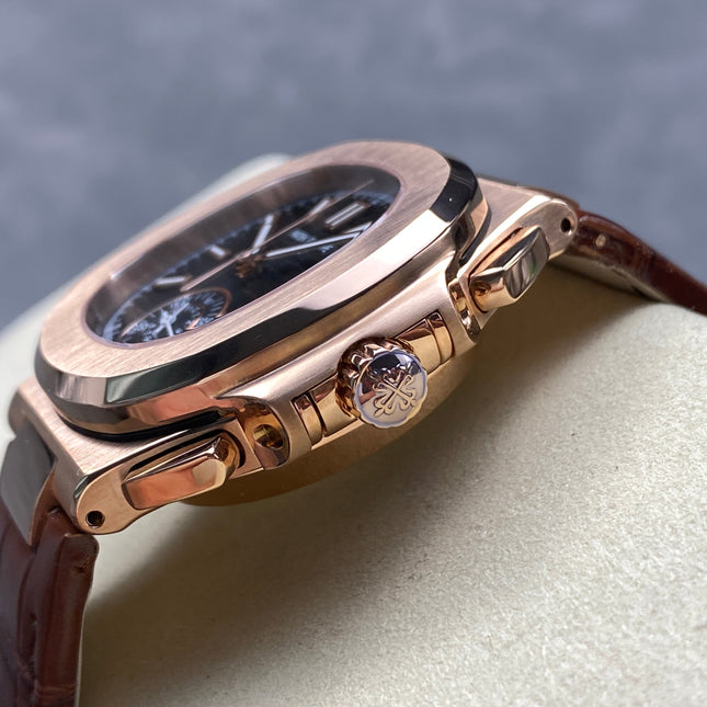 NAUTILUS ROSE GOLD CASE BLACK DIAL