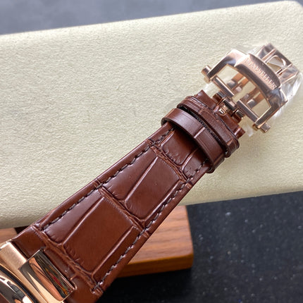 NAUTILUS ROSE GOLD CASE BLACK DIAL