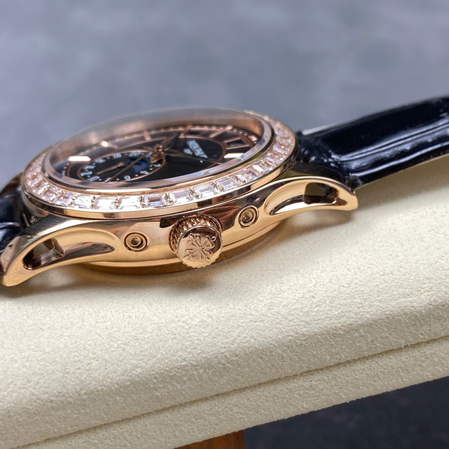 ANNUAL CALENDAR ROSE GOLD ATTACHED DIAMOND BEZEL BLACK DIAL