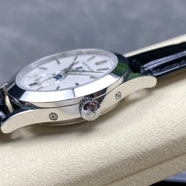 ANNUAL CALENDAR SELF-WINDING WHITE GOLD CASE BROWN BLACK STRAP