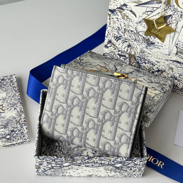 DIOR 25S 30 MONTAIGNE DAHLIA WALLET 11 IN GRAY DIOR OBLIQUE JACQUARD