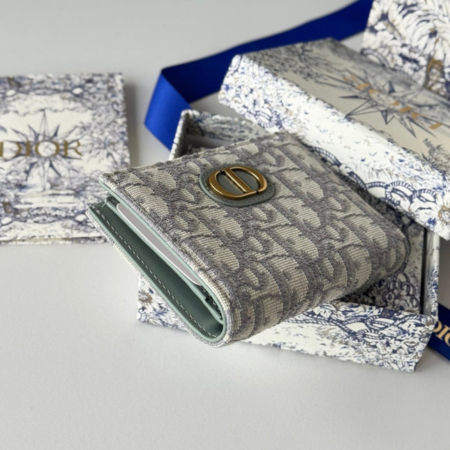 DIOR 25S 30 MONTAIGNE DAHLIA WALLET 11 IN GRAY DIOR OBLIQUE JACQUARD