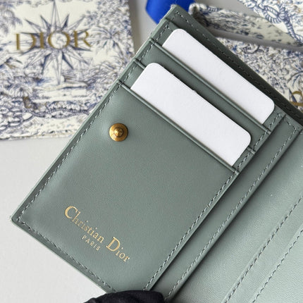 DIOR 25S 30 MONTAIGNE DAHLIA WALLET 11 IN GRAY DIOR OBLIQUE JACQUARD
