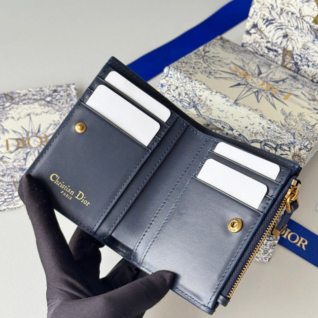 DIOR 25S 30 MONTAIGNE DAHLIA WALLET 11 IN BLUE DIOR OBLIQUE JACQUARD