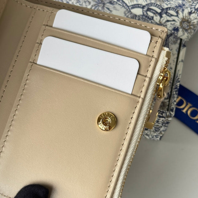 DIOR 25S 30 MONTAIGNE DAHLIA WALLET 11 IN LIGHT BLUE DIOR OBLIQUE JACQUARD