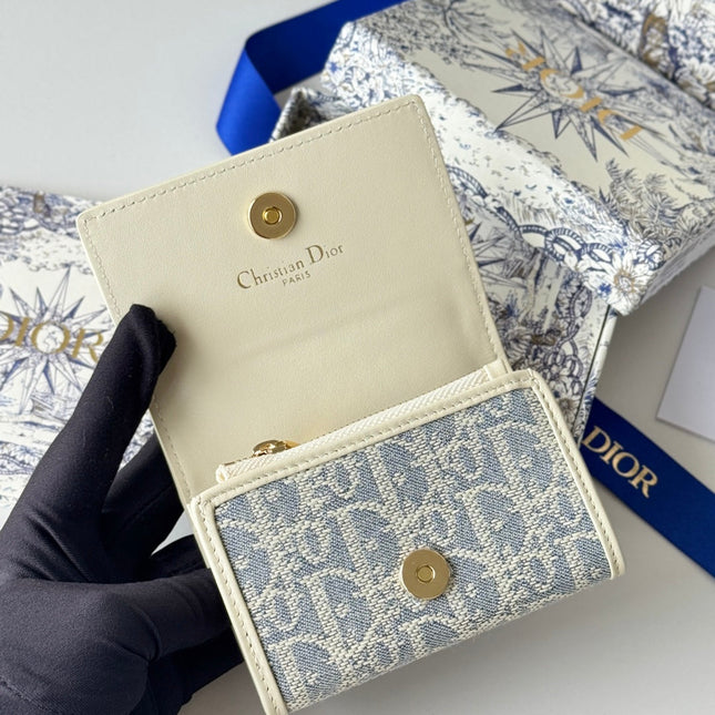 DIOR 25S CARO CARD HOLDER 11 IN LIGHT BLUE CALFSKIN AND CANVAS GOLD HARDWARE