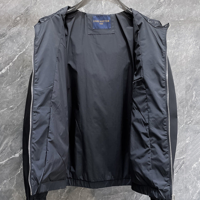 LV HOODED JACKET BLACK 239027