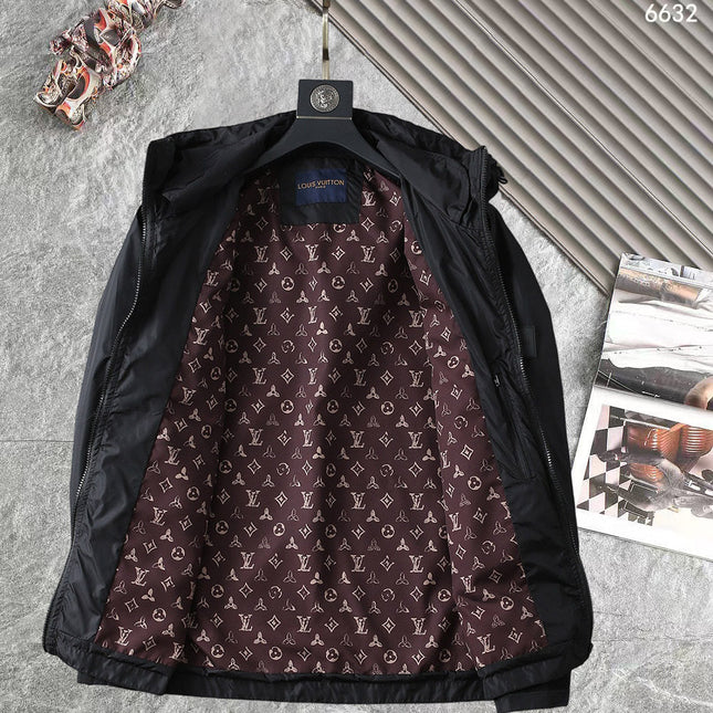 LV BLACK HOODED JACKET 238974