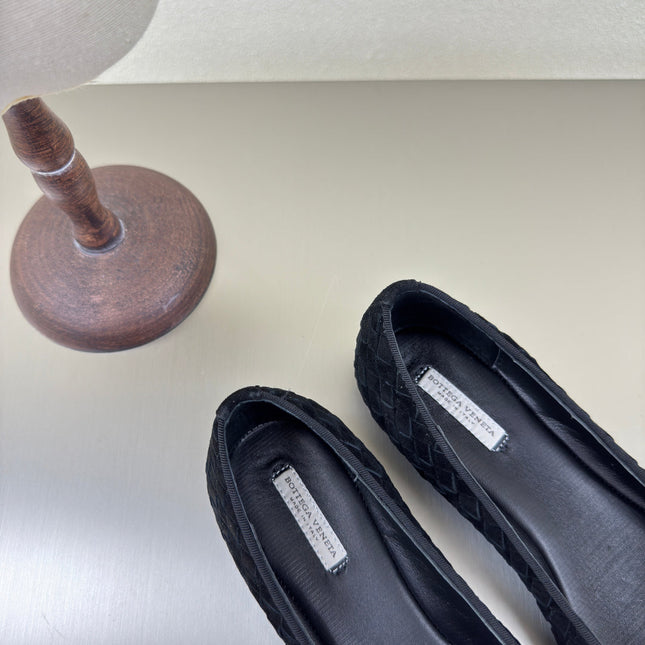 BALLET FLAT IN BLACK INTRECCIATO SUEDE