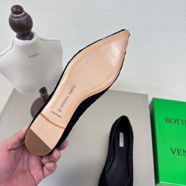 BALLET FLAT IN BLACK INTRECCIATO SUEDE