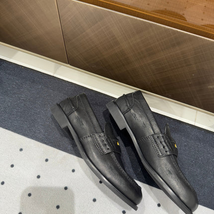 PENNY LOAFERS WITH GOLD COIN IN BLACK CALFSKIN