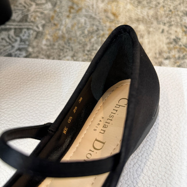 DIOR 25S LOVELY‑D BALLET FLAT 10MM IN BLACK SATIN