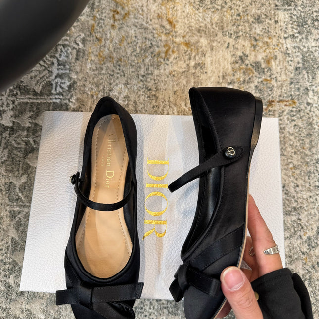 DIOR 25S LOVELY‑D BALLET FLAT 10MM IN BLACK SATIN