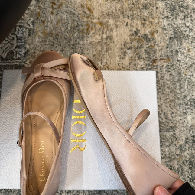 DIOR 25S LOVELY‑D BALLET FLAT 10MM IN NUDE SATIN