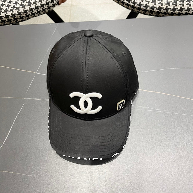 BASEBALL HAT BLACK WITH LETTERING TRIM 672538