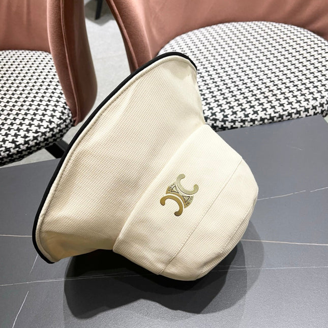 BUCKET HAT MODEL 650289 IN WHITE FABRIC