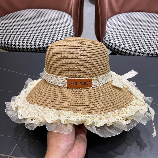 HAT IN DARK BEIGE RAFFIA MIX LACE FABRIC