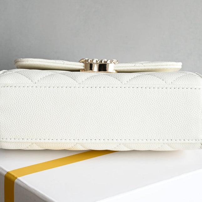 CHANEL 25S KELLY 14.5 CM IN WHITE LAMBSKIN