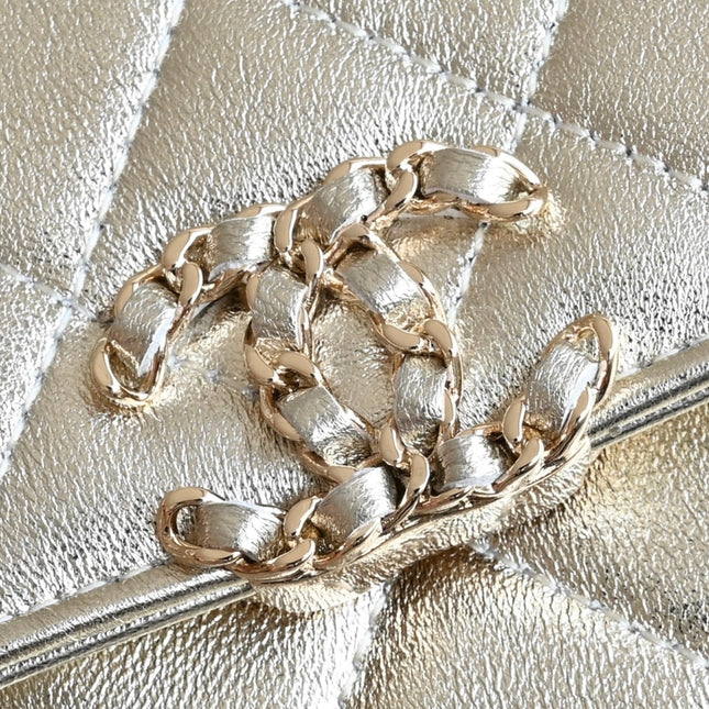 CHANEL 25S KELLY 18 CM IN GOLD LAMBSKIN