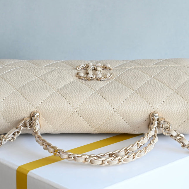 CHANEL 25S KELLY 18 CM IN BEIGE LAMBSKIN