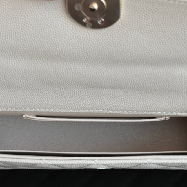 CHANEL 25S KELLY 18 CM IN BEIGE LAMBSKIN