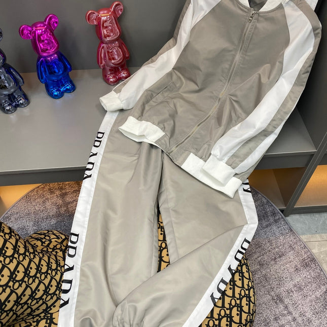 PRADA SPORTSWEAR SET STYLE 127